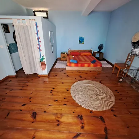 度假居 Defora Zrnovo